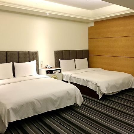Zaw Jung Business Hotel Tajcshung Kültér fotó