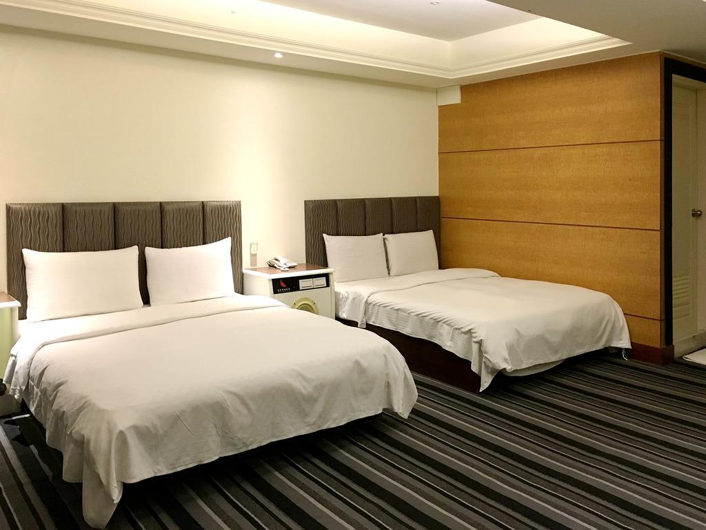 Zaw Jung Business Hotel Tajcshung Kültér fotó