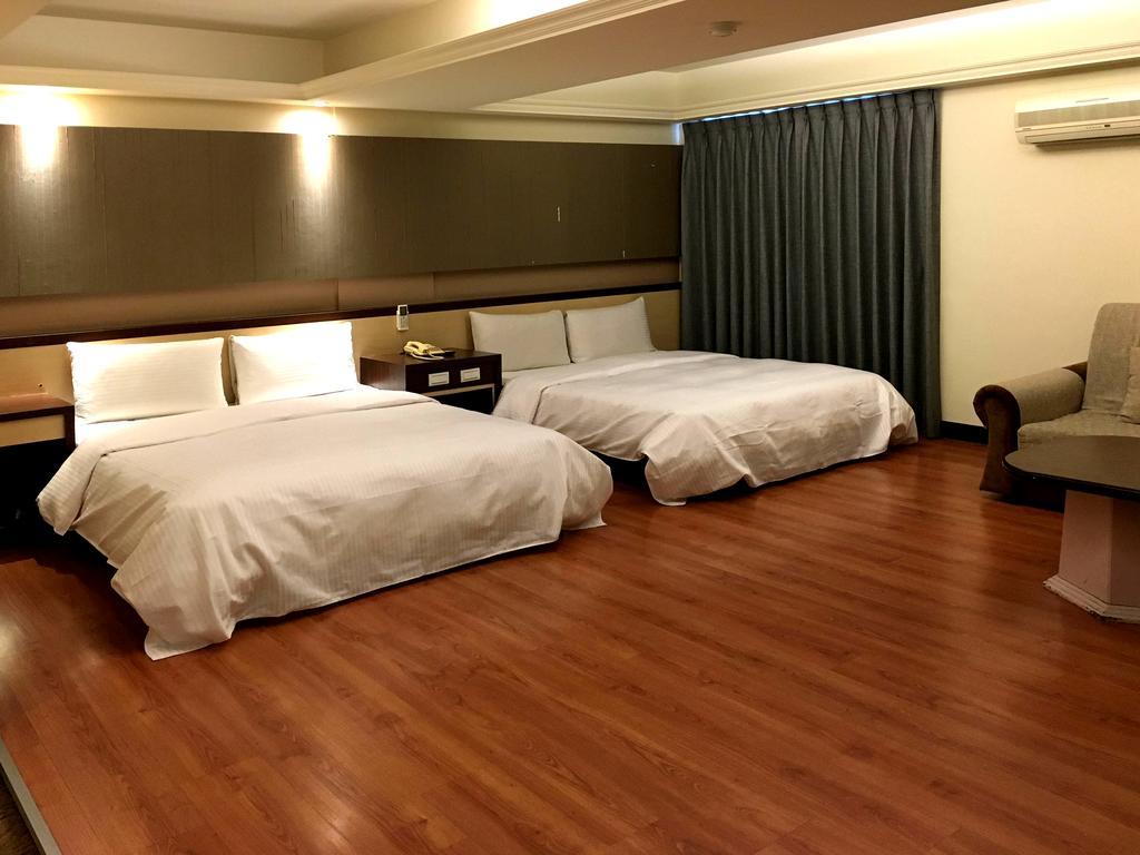 Zaw Jung Business Hotel Tajcshung Kültér fotó